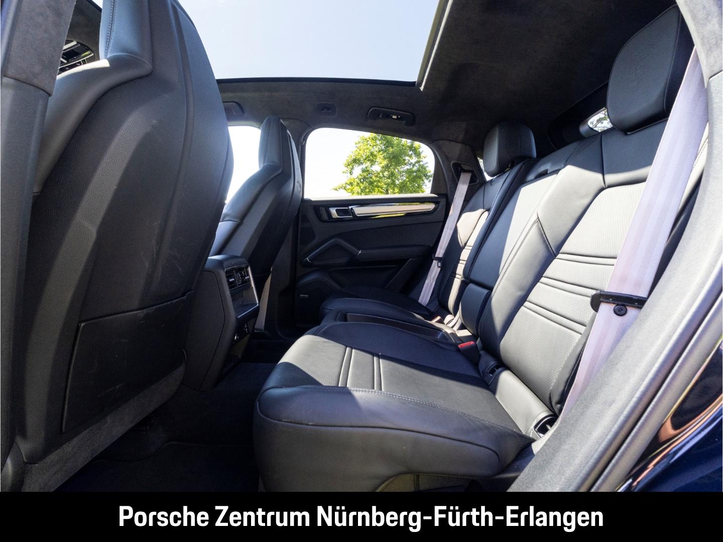 Porsche Cayenne S Coupe Platinum Edition LED-Matrix Luft