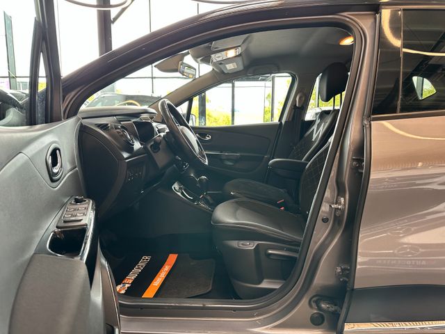 MYAUTOCENTER – Gebraucht- und Jahreswagen mit Werkstattservice in Pfaffenhofen Renault Captur Luxe *AHK*Klima*Sitzh*Navi*