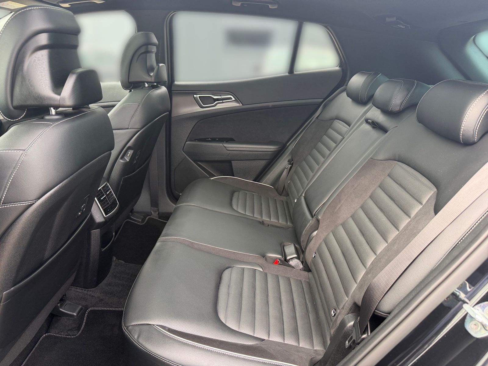 Fahrzeugabbildung Kia SPORTAGE 1.6T HEV 2WD AT GTL GD DRIVE SO AHK