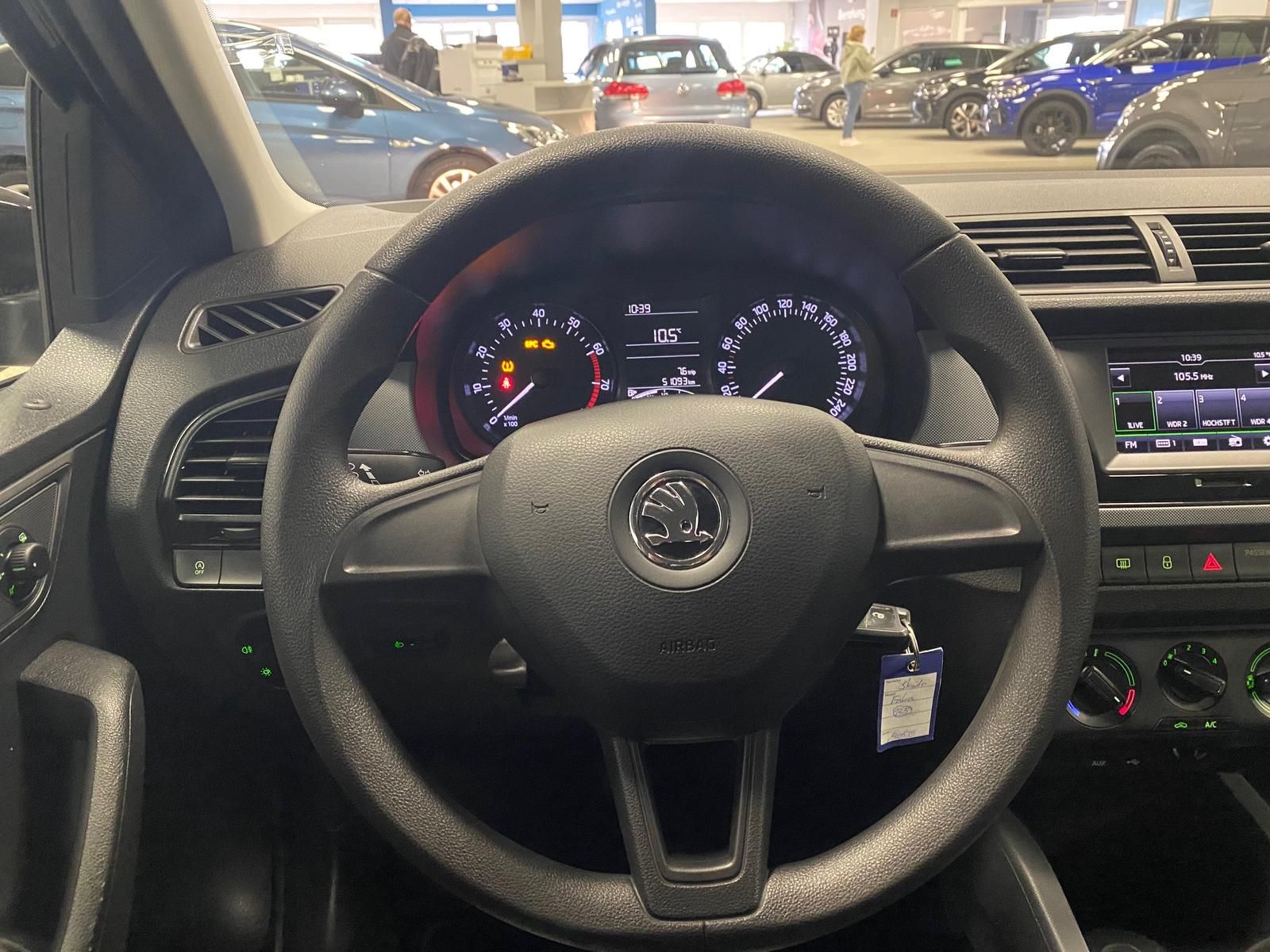 Fahrzeugabbildung SKODA Fabia 1.0 MPI Cool Edition Metallic+KLIMA+HU NEU