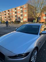 Jaguar XE D180 S S - Jaguar XE in Hamburg
