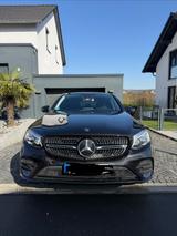 Mercedes-Benz GLC 350 d 4MATIC AMG Line Coupé Autom. AMG Line - Mercedes-Benz GLC 350: Coupe