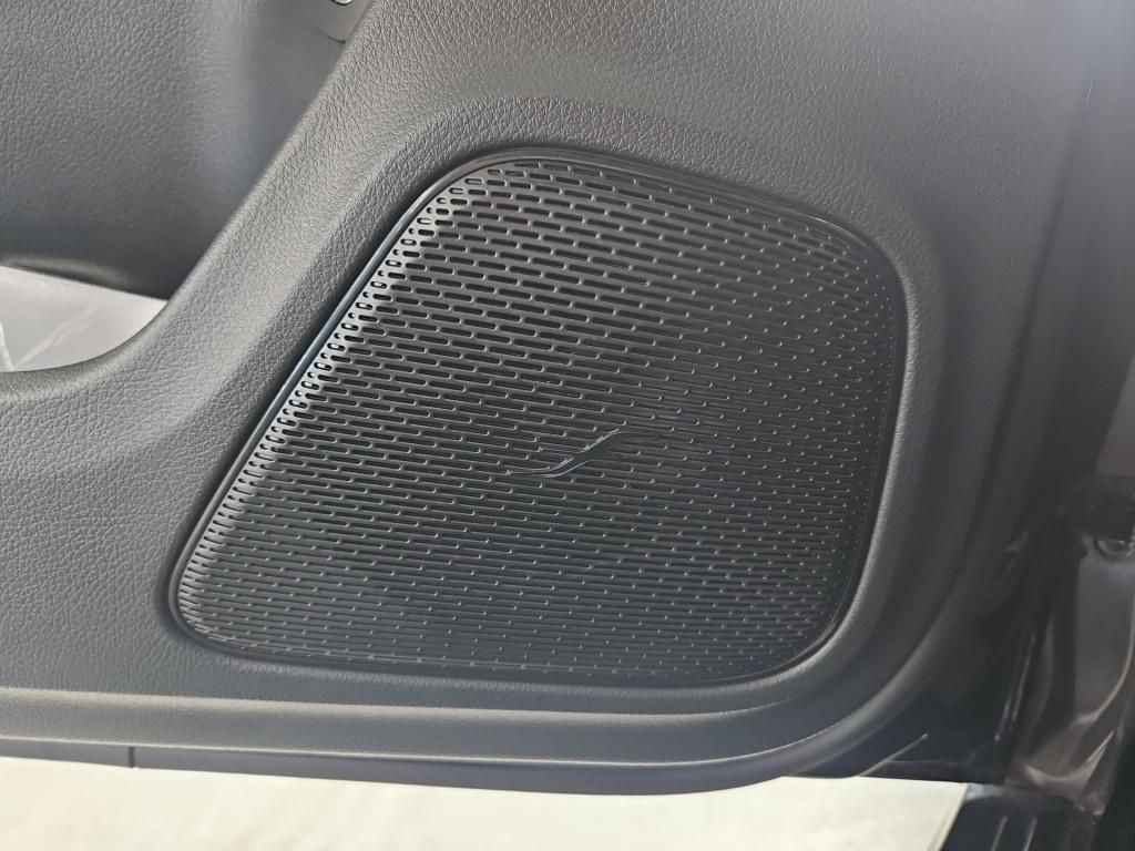 Fahrzeugabbildung Mercedes-Benz CLA 250 e SB AMG AHK Pano ACC HUD LED SHZ Ambie.