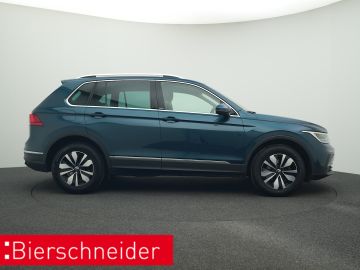 Volkswagen Tiguan - 8