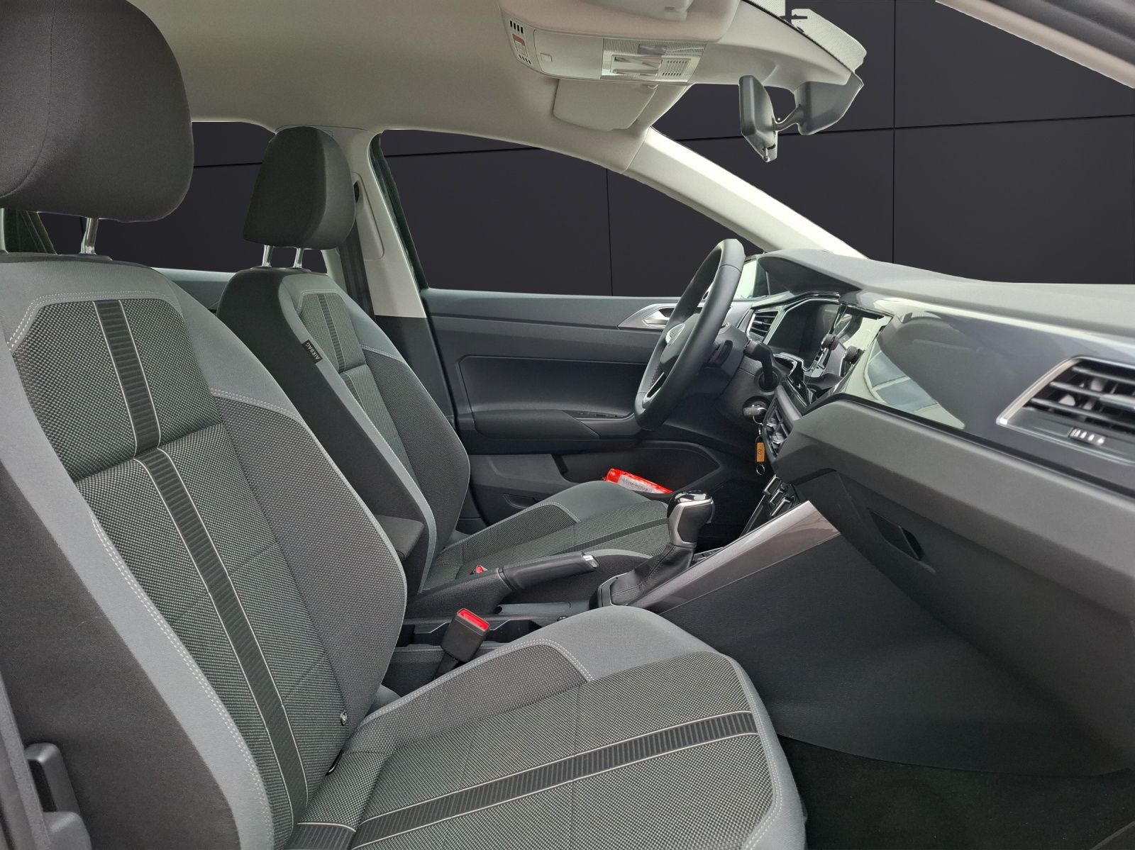 Fahrzeugabbildung Volkswagen Polo TSI Style DSG Matrix AID ACC Park-Assist SH