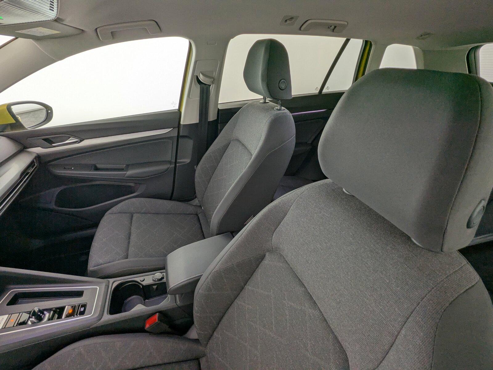 Volkswagen Golf VIII 1.5 eTSI Life OPF LED+NAVI+ACC+AHK+RFK, миниатюра 10