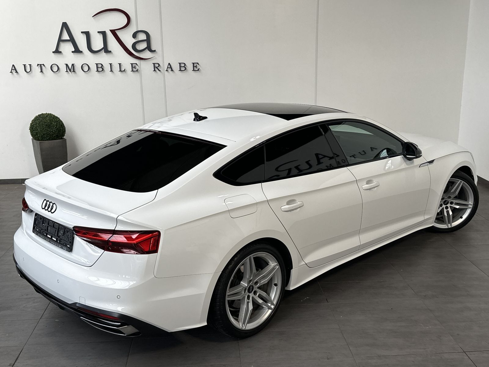Fahrzeugabbildung Audi A5 SpB 40 TDI Advanced NAV+LED+KAM+PANO+B&O+19ZO
