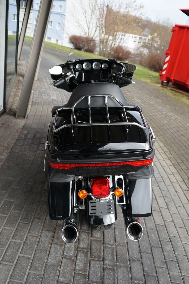 Fahrzeugabbildung Harley-Davidson FLHTKL Ultra Limited Low # 5HD1 # Screamin Eagle