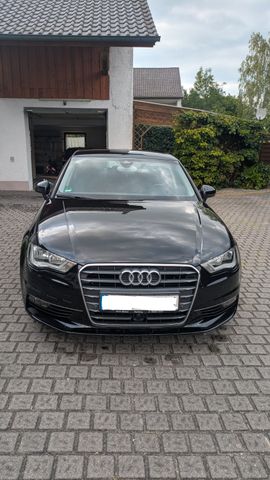 AUDI A3 1.4 TFSI Ambition Limousine