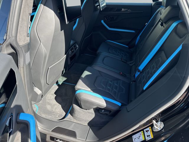 LAMBORGHINI Urus – Bild 11