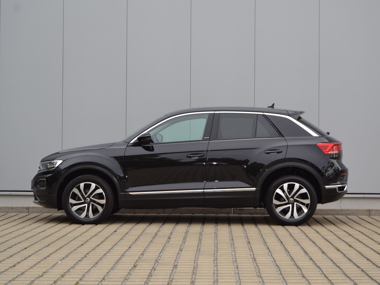 T-Roc 1.5 TSI Active AHK/STANDHEIZUNG/17-ZOLL/LE