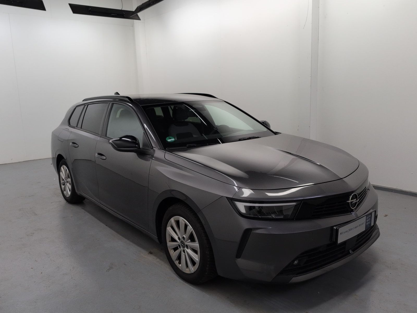 OPEL Astra Sports Tourer 1.2 Turbo Business Edition – Bild 5