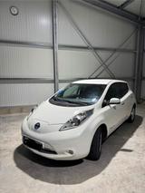 Nissan Leaf,  TÜV NEU, Akku bei 92%, Elektro - Nissan Leaf von privat