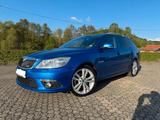 Skoda Octavia 2.0 TDI RS Combi 125kW - Skoda Octavia aus 2011: Combi RS