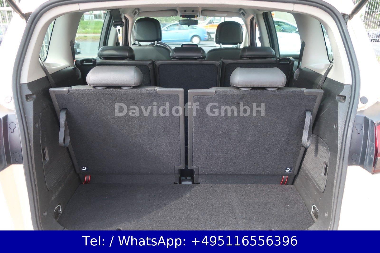 Opel Zafira 2015 — photo 16