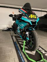 Yamaha R1 - Offers