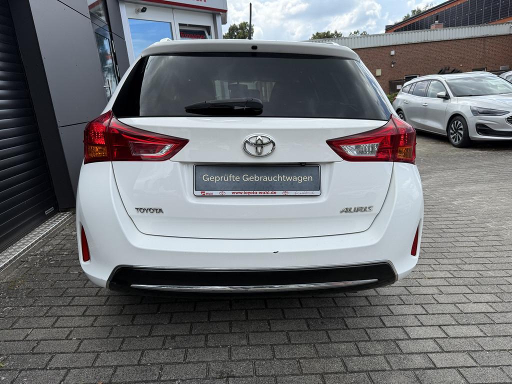 Toyota Auris Touring Sports