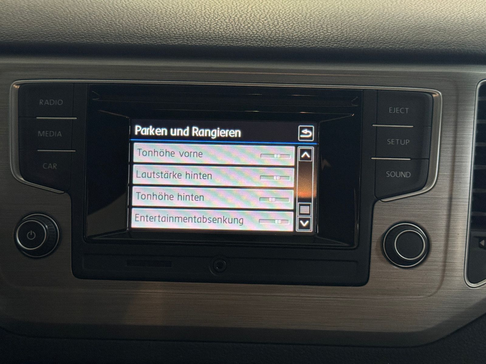 Fahrzeugabbildung Volkswagen Golf 7 TSI SPORTSVAN COMFORTLINE MEDIA PAKET 1.H