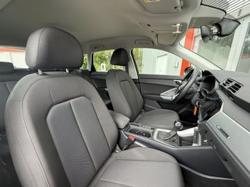 Audi Q3 - 8