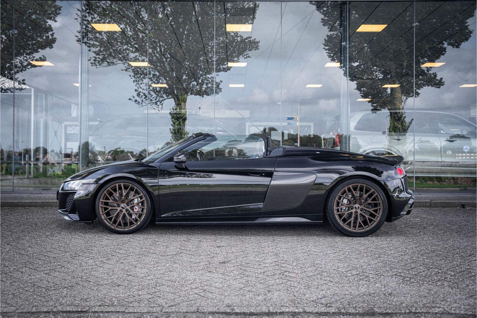 Audi R8 Spyder 5.2 performance (620pk) quattro Faceli imagem 3