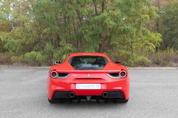 صورة 4 لـ 2017 Ferrari 488 GTB