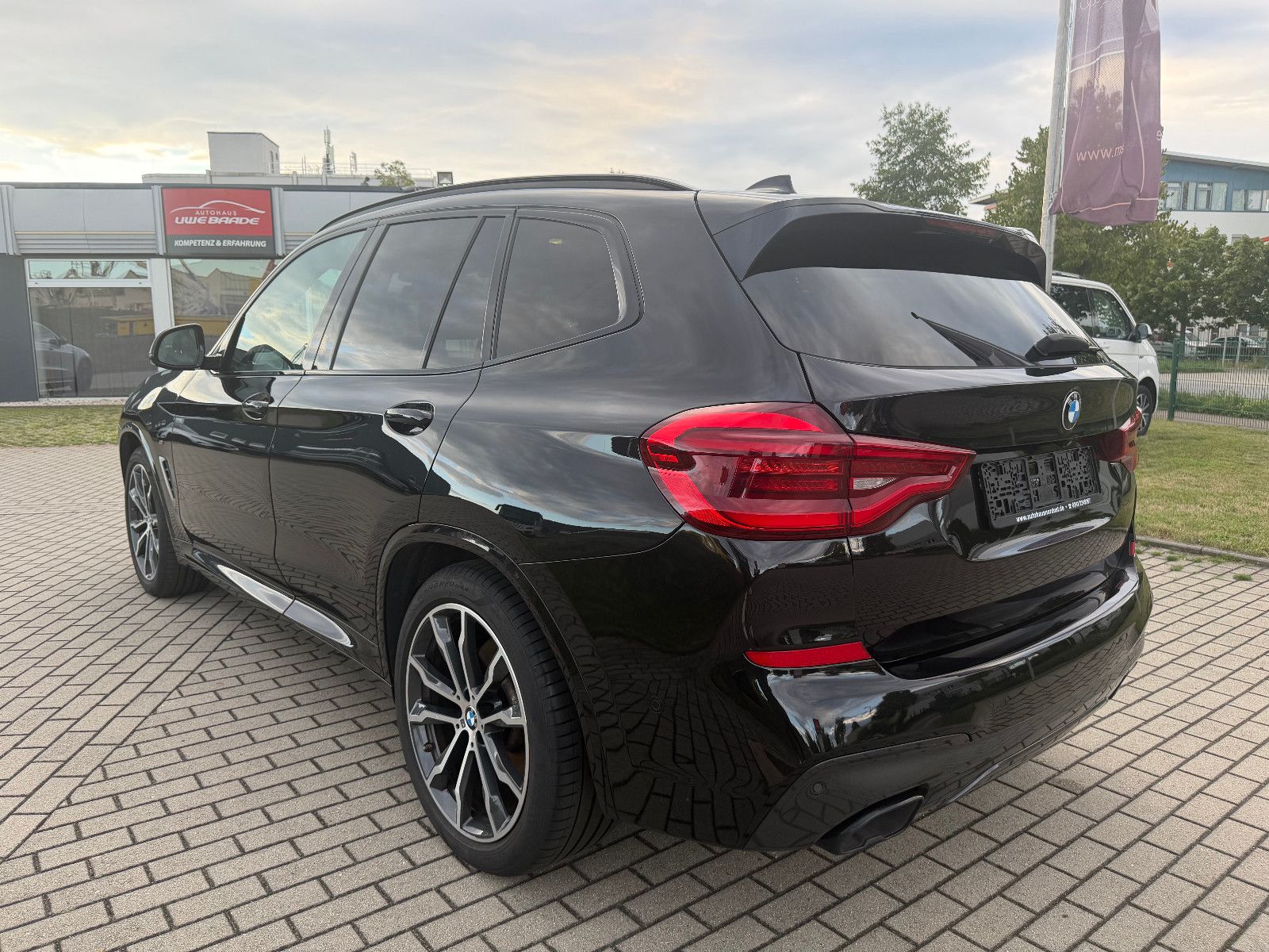 BMW X3 M40 i M Panorama Sportpaket Aerodynamik Paket foto 4