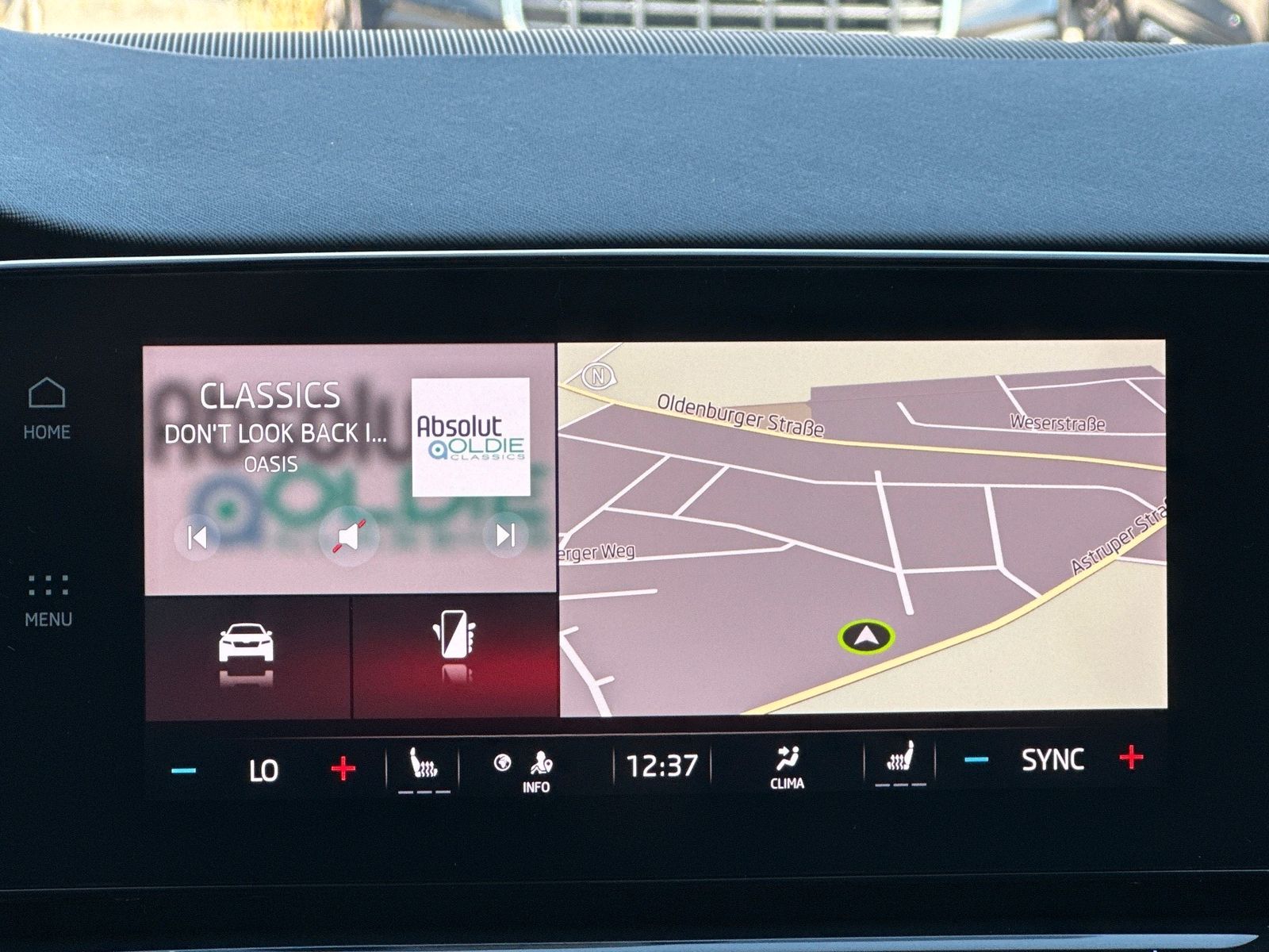 Fahrzeugabbildung SKODA Octavia Combi 2.0 TDI DSG 4x4 Scout NAV+LED+AHK