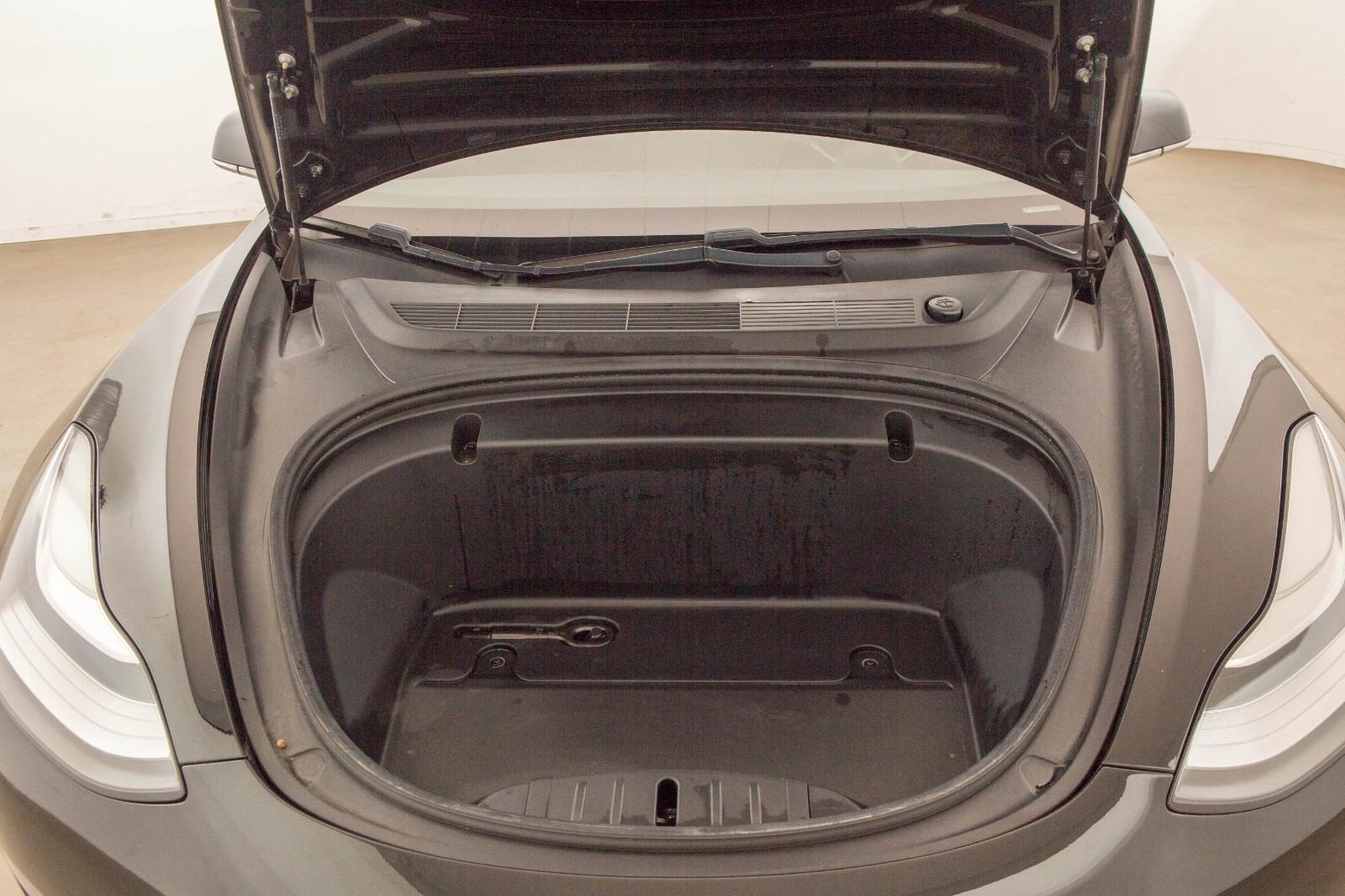 TESLA MODEL 3 PERFORMANCE 483CH - 1ERE MAIN - HAYON ÉLECTRIQUE - TOIT PANORAMIQUE
