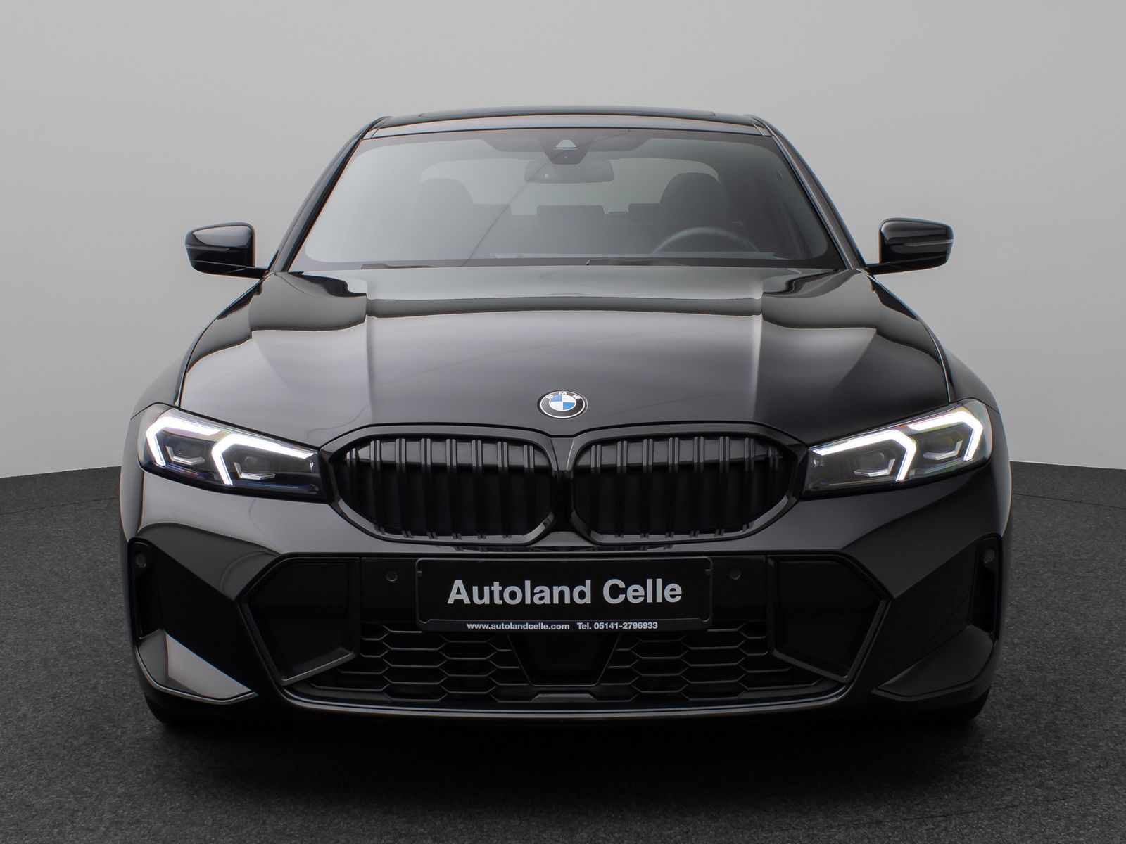 Fahrzeugabbildung BMW 320i M SportPro Glasdach Kamera HUD DAB HiFi 19"