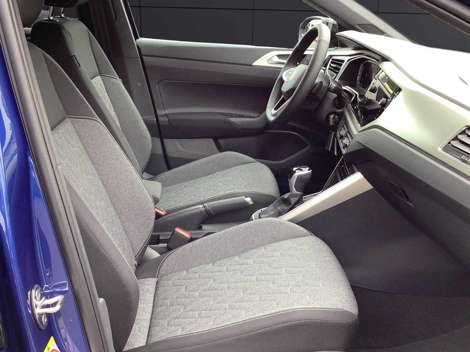 Fahrzeugabbildung Volkswagen Taigo Move DSG Matrix Kamera ACC