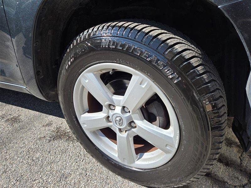 Toyota RAV4 2007 — photo 11