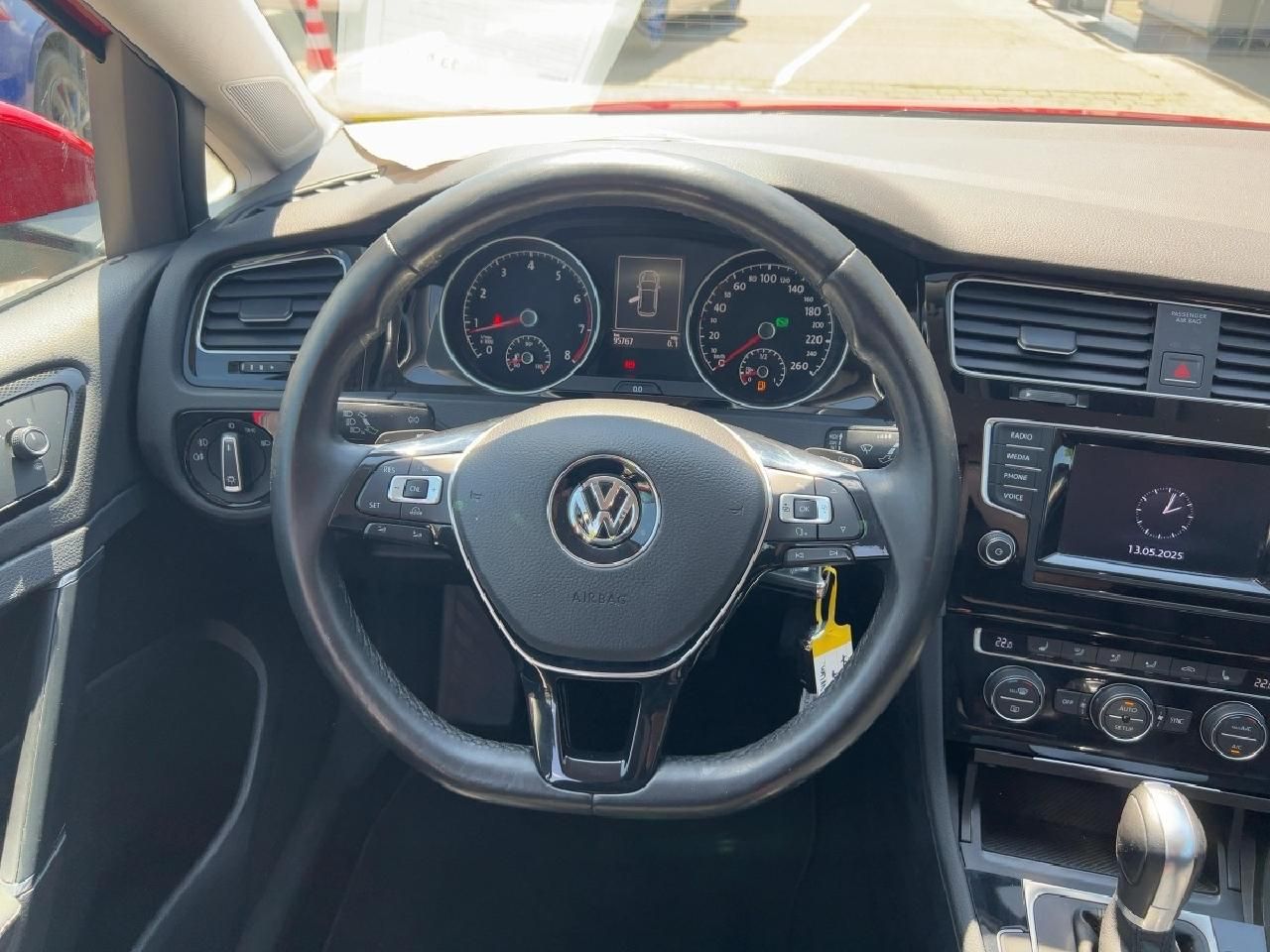 Fahrzeugabbildung Volkswagen Golf VII Lim. Highline BMT