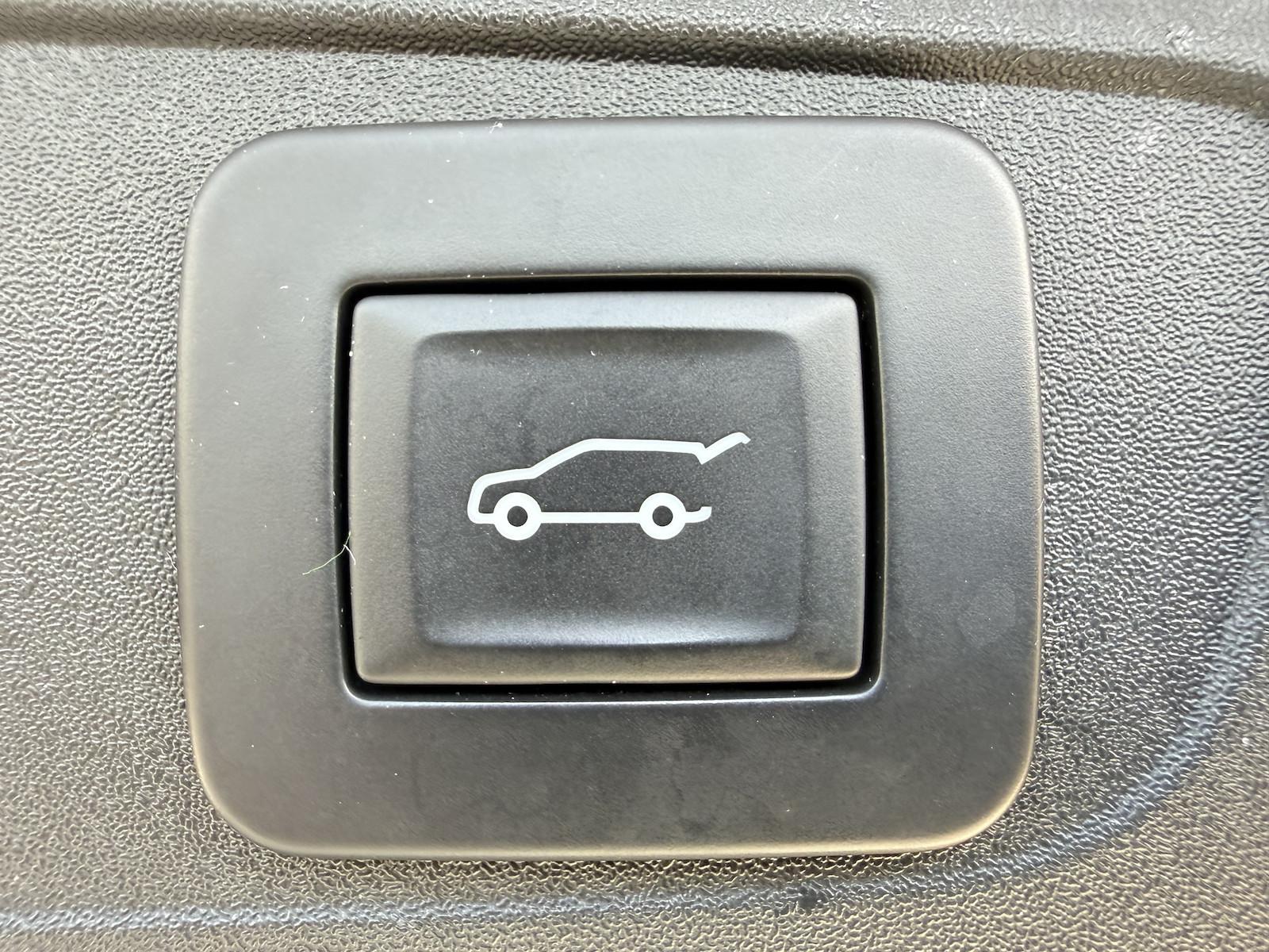 Opel Insignia 2.0 D Ultimate Aut. Navi+Led+Ahk+Shz
