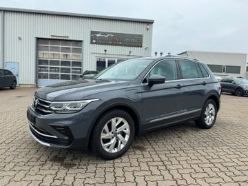 Volkswagen Tiguan - 4
