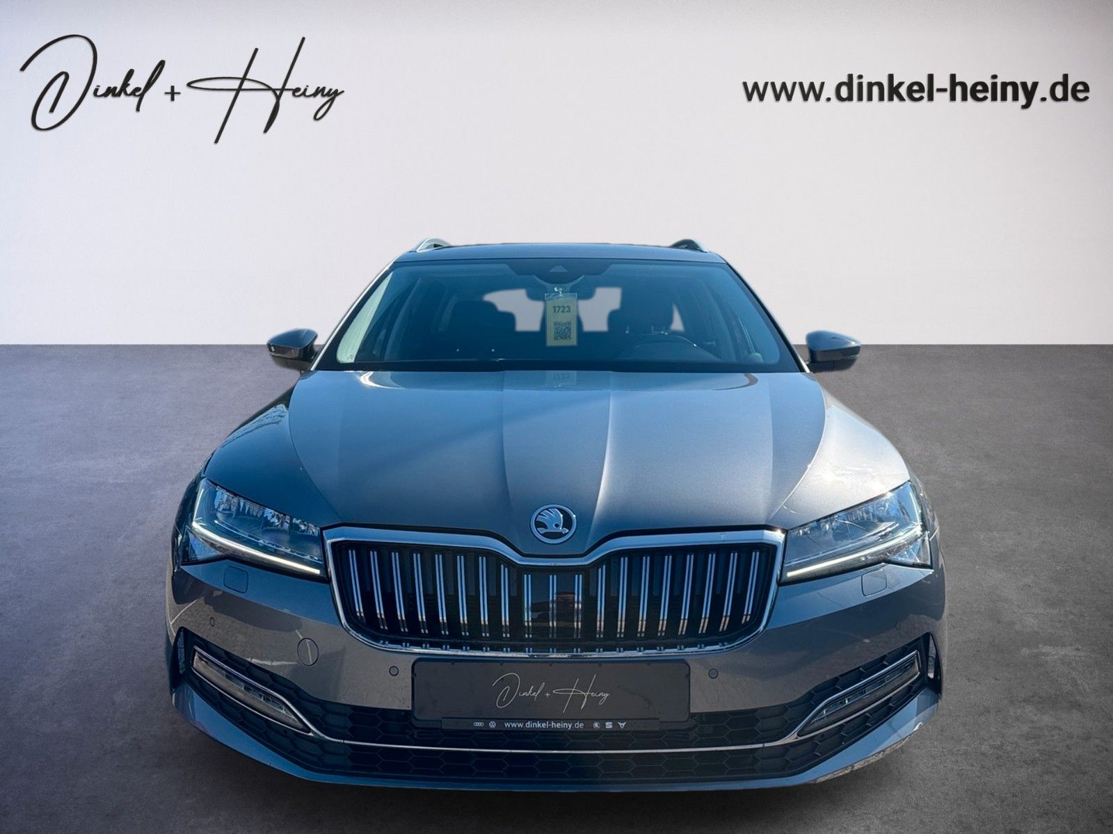 Fahrzeugabbildung SKODA Superb Combi Style 2.0 TSI