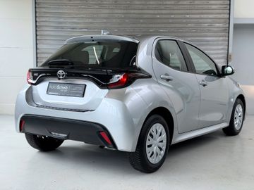 Toyota Yaris - 12