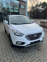 Hyundai ix35 Fuel Cell 2WD - - Hyundai ix35 mit Wasserstoff-Antrieb