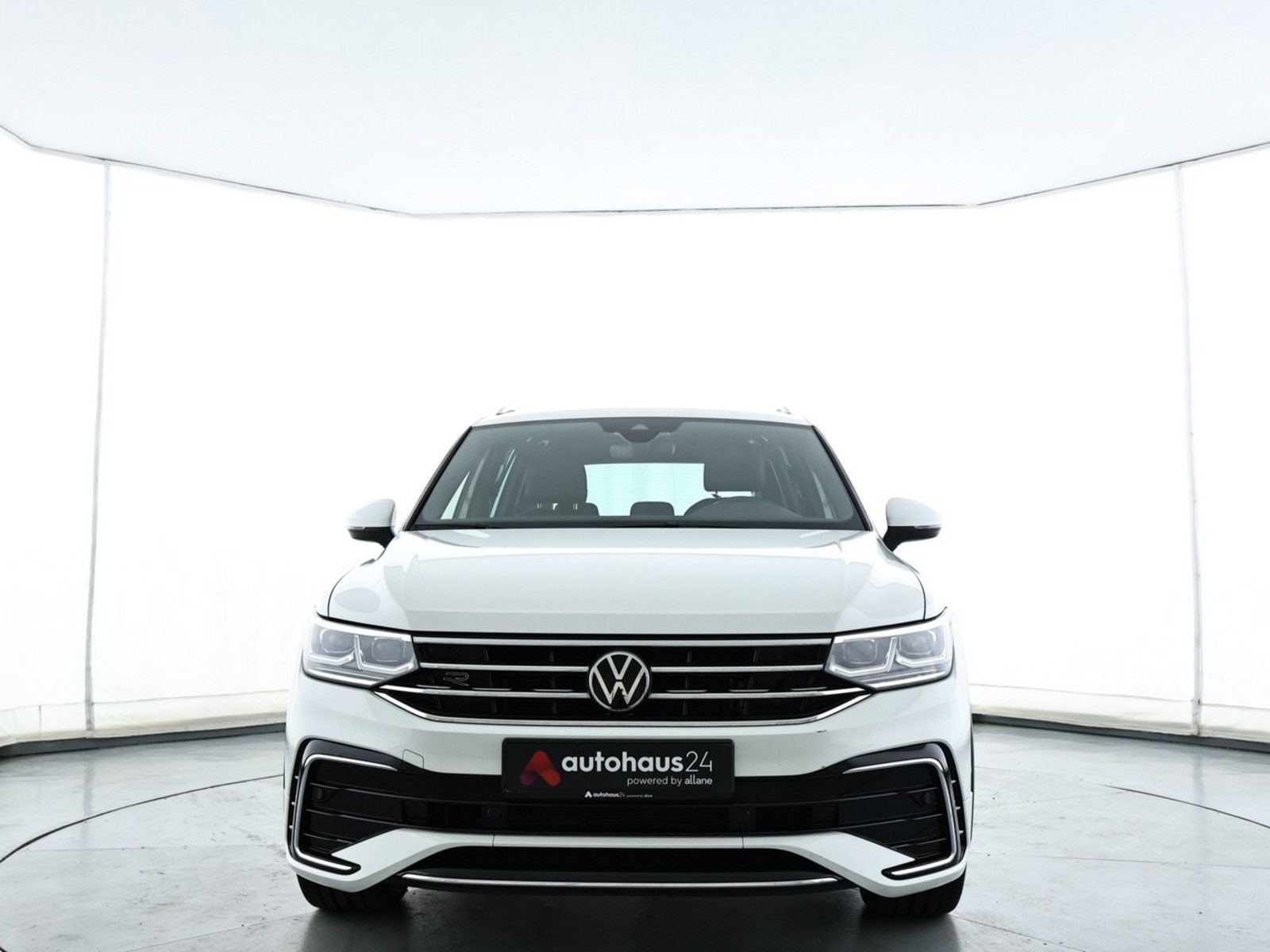 Volkswagen Tiguan 2.0 TDI R-Line   DSG|LED|Navi|CarPlay imagem 2