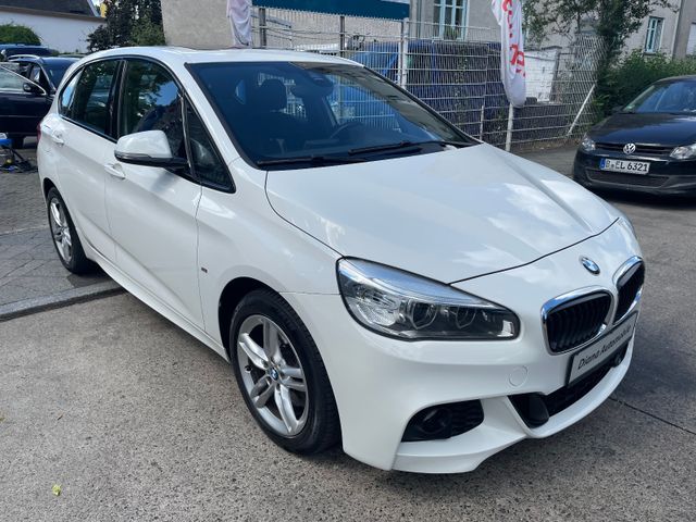 BMW 220d xDrive Active Tourer M Paket.LED.Panorama