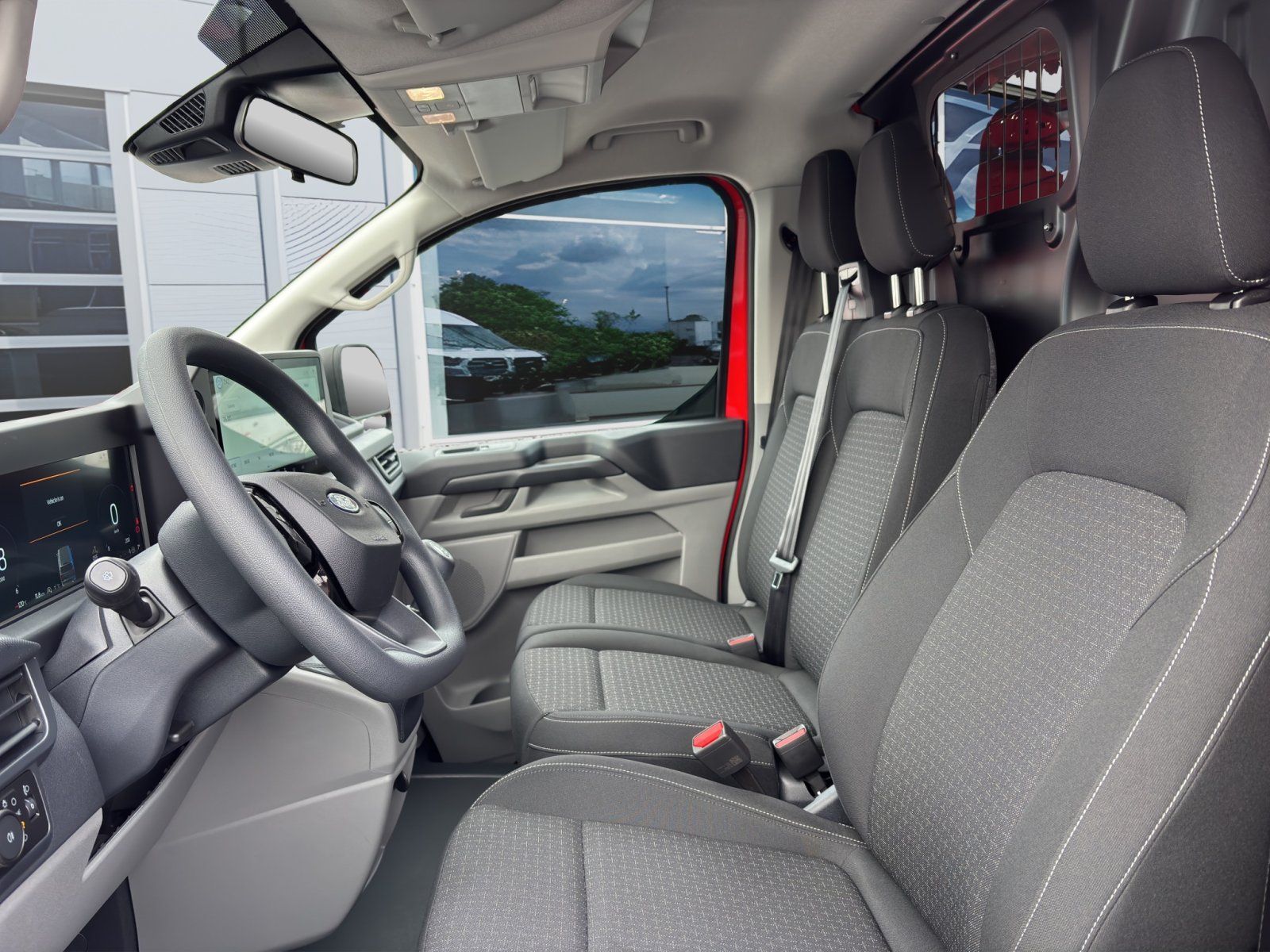 Fahrzeugabbildung Ford Transit Custom 320 L1 Trend FWD