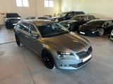 Skoda Superb Combi Ambition-ACC-FINANZIERUNG-GARANTIE- - Skoda: Finanzierung
