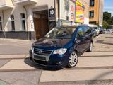 Volkswagen Touran 2.0 TDI R-Line Edition*DSG*Navi*2.Hand