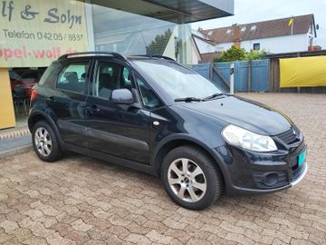 Bild 2 Suzuki SX4 Club 1.6 VVT i-AWD 4x4+AHK+SHZ+ALU+CD+