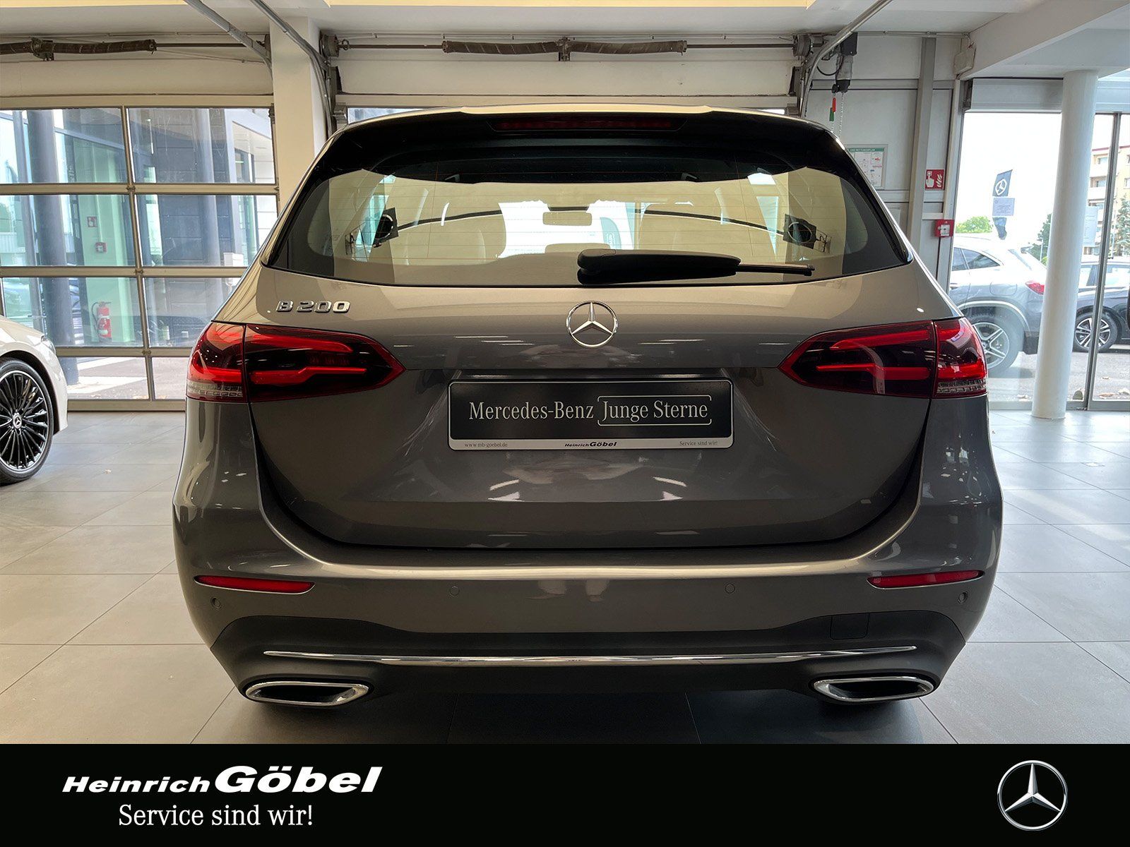 Fahrzeugabbildung Mercedes-Benz B 200 PROGRESSIVE+LED+NAVI+PARK-ASSIST+SHZ