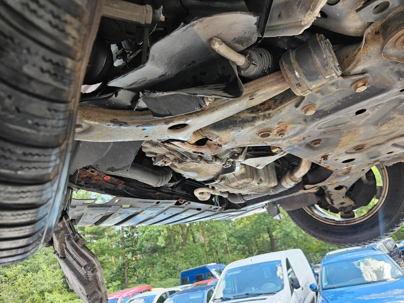 Ford Grand C-MAX 2012 — photo 27