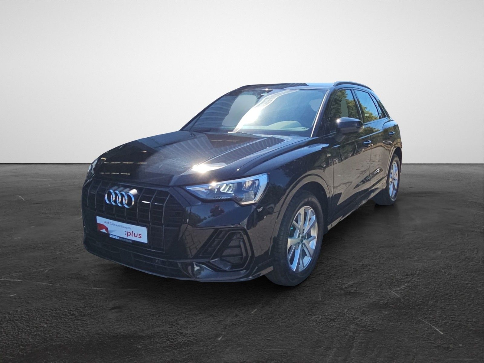 Audi Q3 35 TDI S tronic quattro S line NaviPlus APS P imagem 2