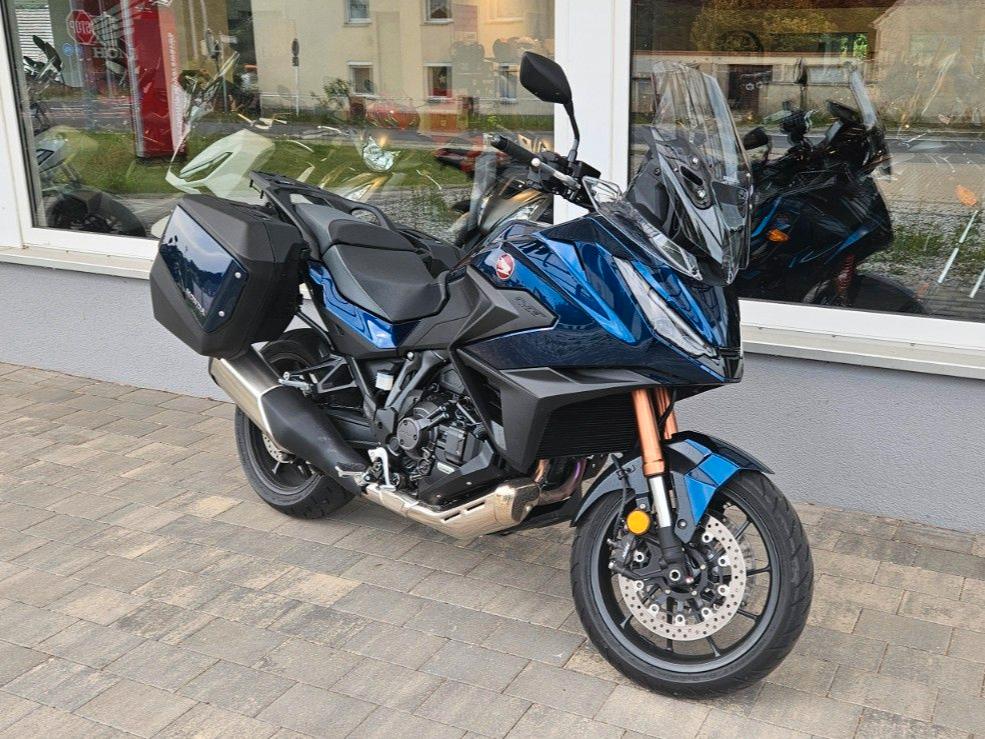 Honda NT 1100 DCT ES nur 680 Km