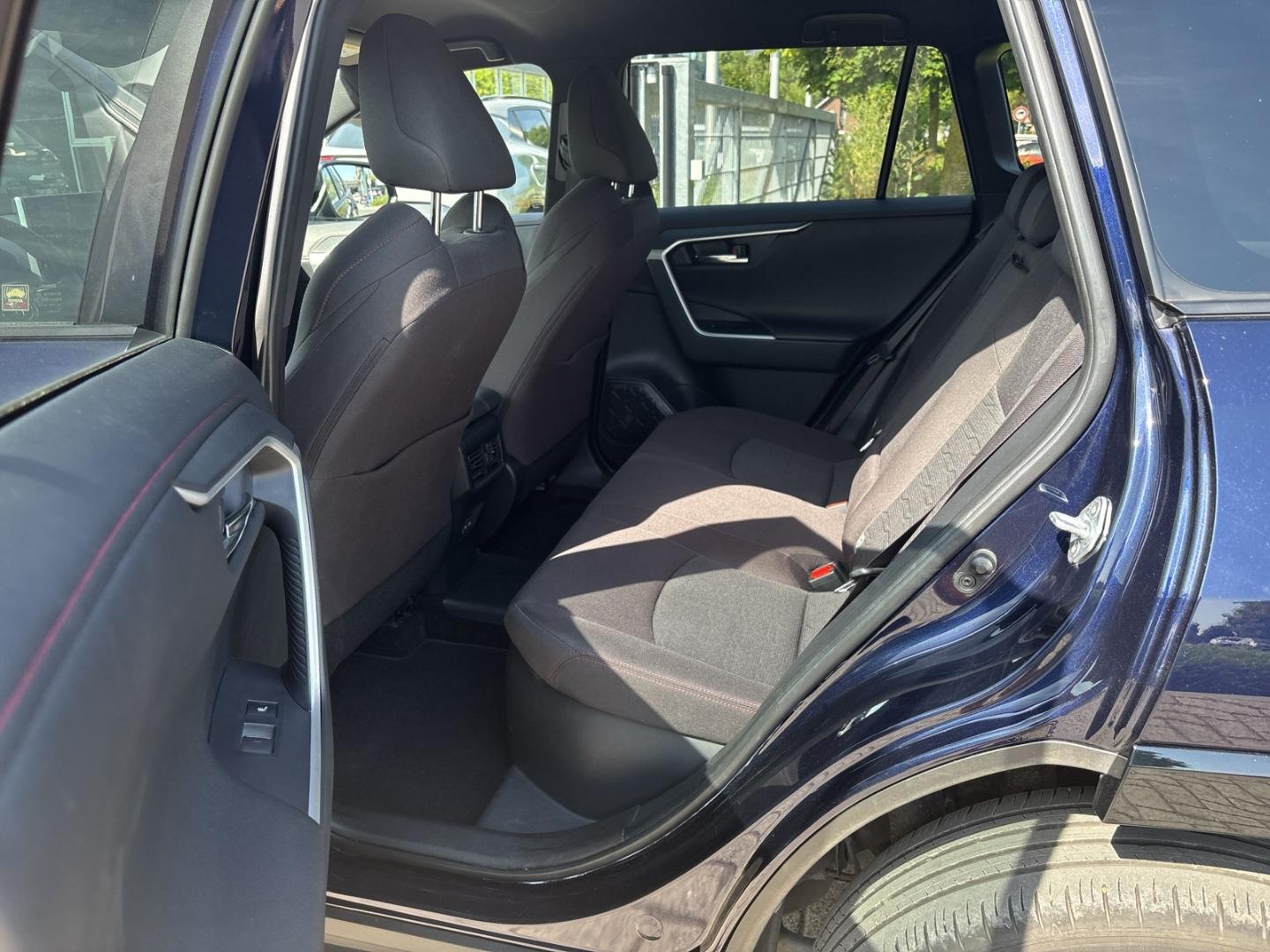 TOYOTA RAV 4 PLUG-IN HYBRID 4X4 LED ACC EL. HECKKLAPPE | 306 ch | BVA | HAYON ÉLECTRIQUE | VOLANT EN CUIR