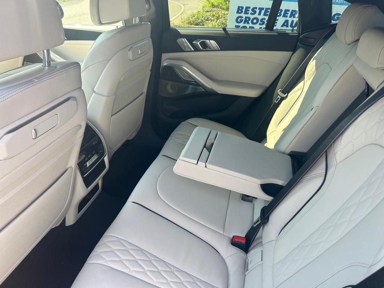 BMW X6 M - Bild 12