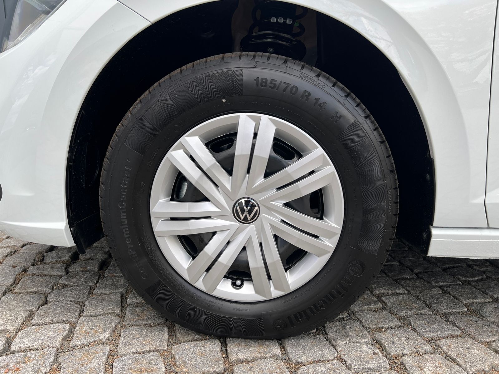 Fahrzeugabbildung Volkswagen Polo 1.0 MPI *LED, Klima, Sitzhzg., AppConnect,